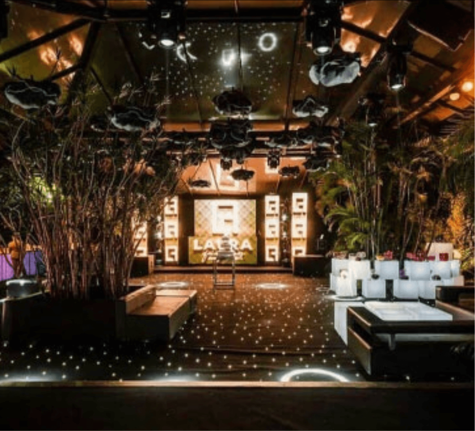 Espaço Far East | Deck