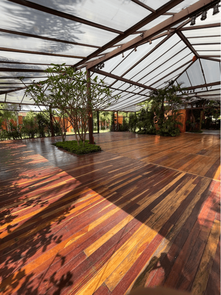 Espaço Far East | Deck